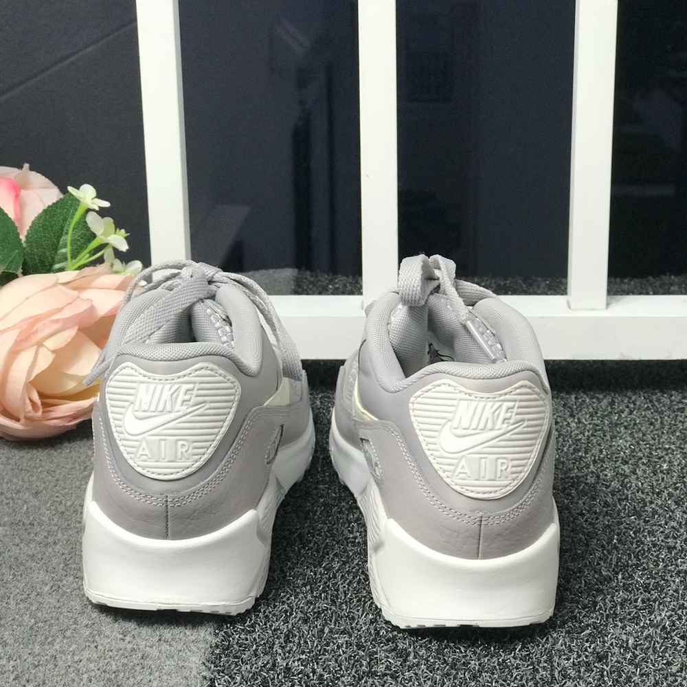 NWT Air Max 90 SE Arctic Grey WMNS - Picture 7 of 8